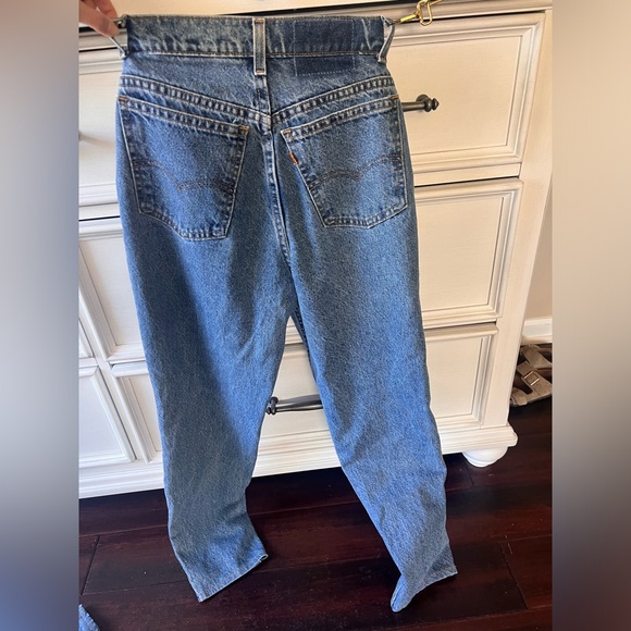 Vintage Levi straight leg jeans - Picture 2 of 2